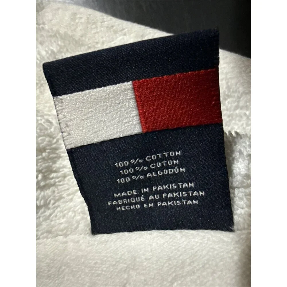 TOMMY HILFIGER Vintage Bath Towel 100% Cotton Logo 48”Lx27”W